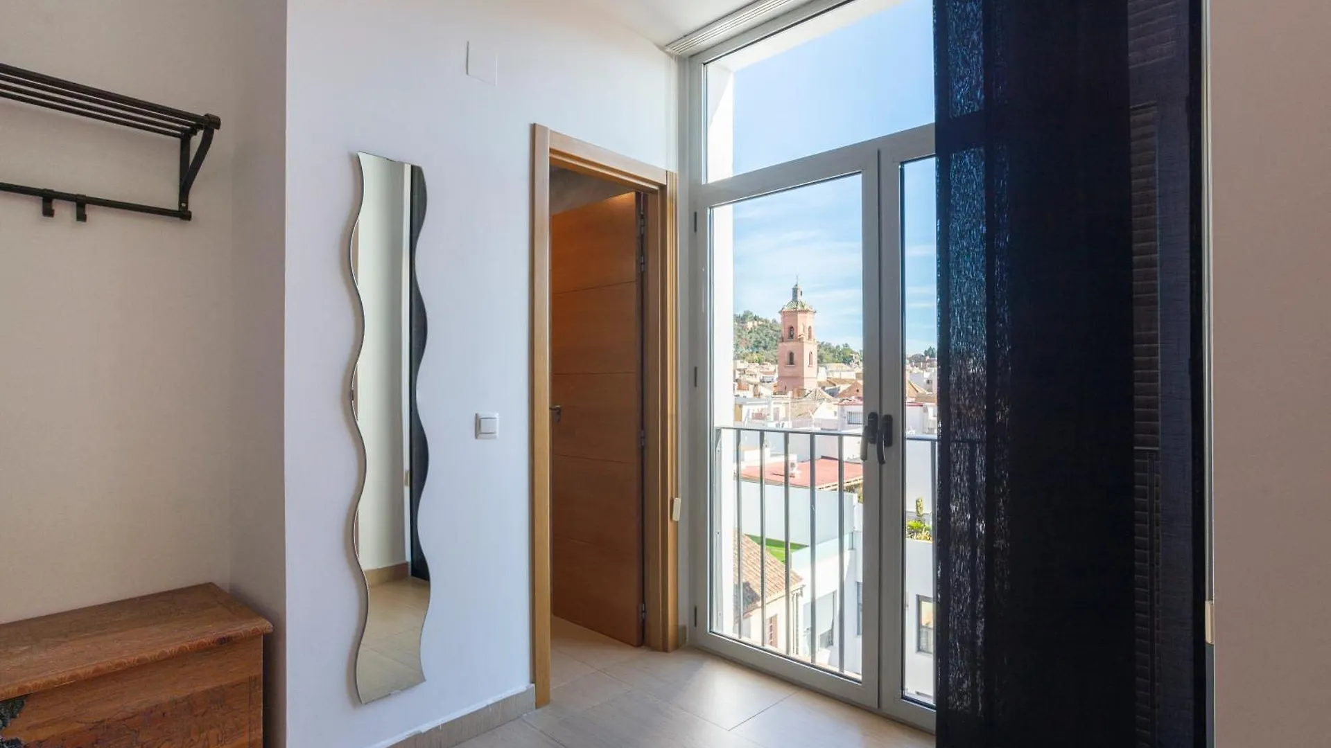 Carreteria II & Old Town By Ele Apartments مالقة