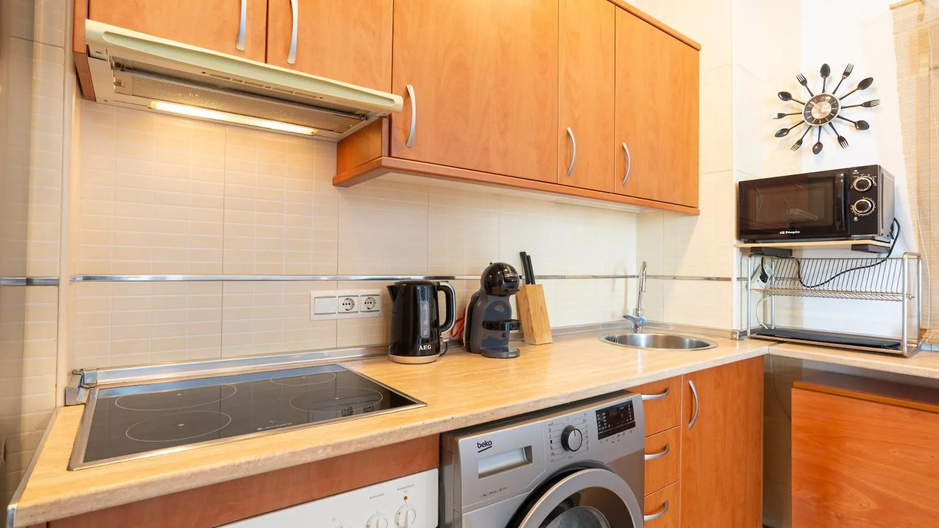 Carreteria II & Old Town By Ele Apartments مالقة